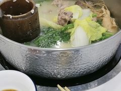 人参滋补鸡-朴小妹人参鸡汤火锅(长白山万达店)