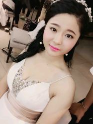 点击看大图 -完美新娘婚纱摄影