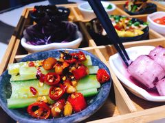 九宫格玲珑前菜-新仙清汤牛腩(铜锣湾店)