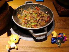 猫儿山的小黄牛-吃饭皇帝大土家民族菜(正大广场店)