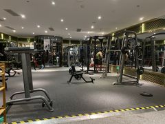 -银吉姆健身(恒隆馆)