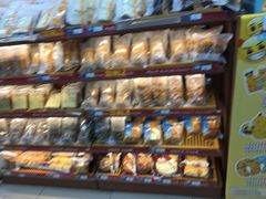 -全家便利店(莲花池东路店)