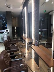 -意廊 Hair Salon