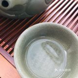 酒店的湖对面也有一家餐厅