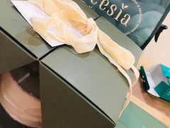 -小苍兰风铃草·礼物蛋糕(沈阳店)