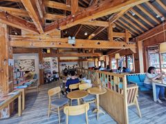 -猫的天空之城概念书店(束河店)