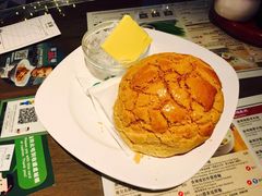 黄油菠萝包-翠华餐厅