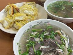 牛肉锅贴-回回锅贴(小河沿店)