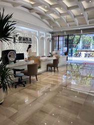 -广州健丽·去眼袋医疗美容机构