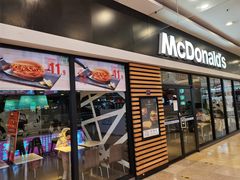 门面-麦当劳(龙之梦购物中心店)