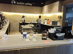 -瑞幸咖啡(新世界中心店)