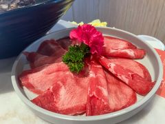 雪花牛舌-煲宫猪肚鸡(晶品店)