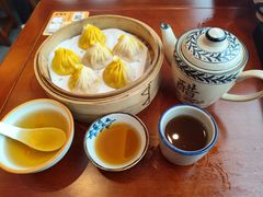 -寄畅興·百年蟹黄面·万国建筑群(外滩27号店)