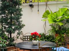 -La Villa French Restaurant