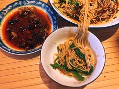 -丁阿纸面馆