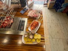 -哈尔滨小酒馆·鲜肉现穿自助烧烤(康新花园店)