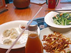 -娜仁图雅蒙古美食村(33小镇店)