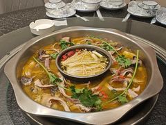 -黑河坝泡姜鸡贡椒鱼(贾旗路店)