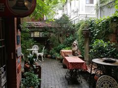 -古董花园(思南路42弄小区店)