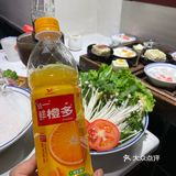 热辣欢聚时光，鲜橙多解腻解辣多美味