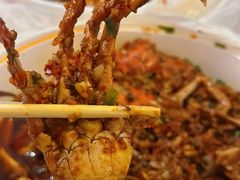 -凤凰路何眼镜香辣蟹(花果园店)