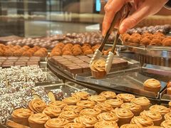 -Laderach 莱德拉(上海环贸iapm店)