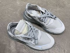 -阿迪达斯(武林银泰三叶草店)