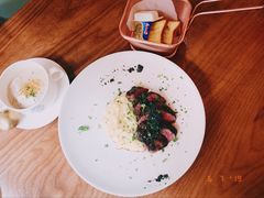 -1981牛排西餐厅(海信店)
