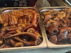 -老鼎万春卤菜(五代传承创始老店)