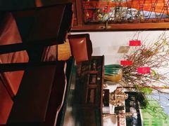 -Cuc Gach Quan Restaurant