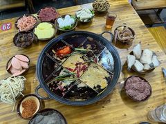 -正南齊北重庆老火锅(光华村直营店)