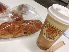 -喜茶(迪士尼小镇DP店)