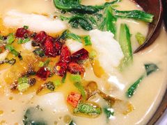 -周鱼小馆石锅酸菜鱼(活力汇店)