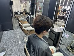 -藤野造型·烫·染发型设计店