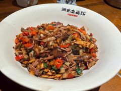 -洞庭土菜馆(易发广场店)