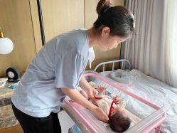 -玥奢国际母婴护理中心(滨江宝龙店)
