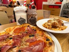 -城市大道红炉披萨烘焙坊