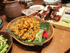 -老滇山寨•云南特色菜•地方菜•民族风情歌舞表演(金碧店)