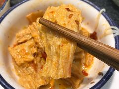 -两三事小郡肝串串香火锅(桂庙店)