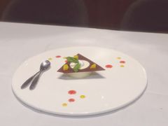 -GreyWhale灰鲸餐厅(武汉国际广场店)