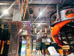 -嗨翻Hi-Fun竞技主题乐园·蹦床亲子生日轰趴(国光1937店)