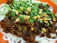 -玲玲米粉·新疆现炒米粉(大十字总店)
