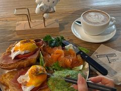 -Common Table · Brunch & Coffee