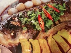 -卢大鲜鱼头捞饭(美利广场店)