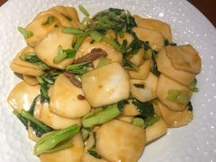 白蟹炒年糕-涌觅名灶·本地海鲜宁波菜(财富广场店)
