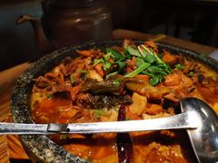 林芝石锅鸡-缘生态云南菜·野生菌庭院餐厅(华侨城店)