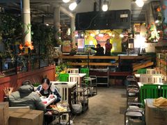 大堂-钢管厂歆瑞源油卤串串香(春熙路太古里店)