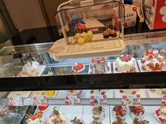 -花花卷卷·鲜食蛋糕(静安久光百货店)