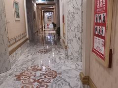 -皇宫大酒店