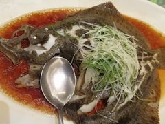 -泓历皇朝酒店(东亭店)